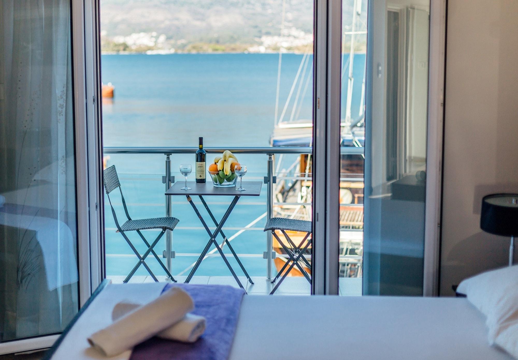 Apartments Monet Tivat Exterior photo