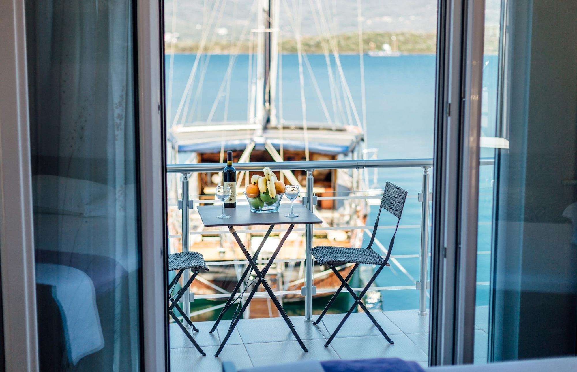 Apartments Monet Tivat Exterior photo