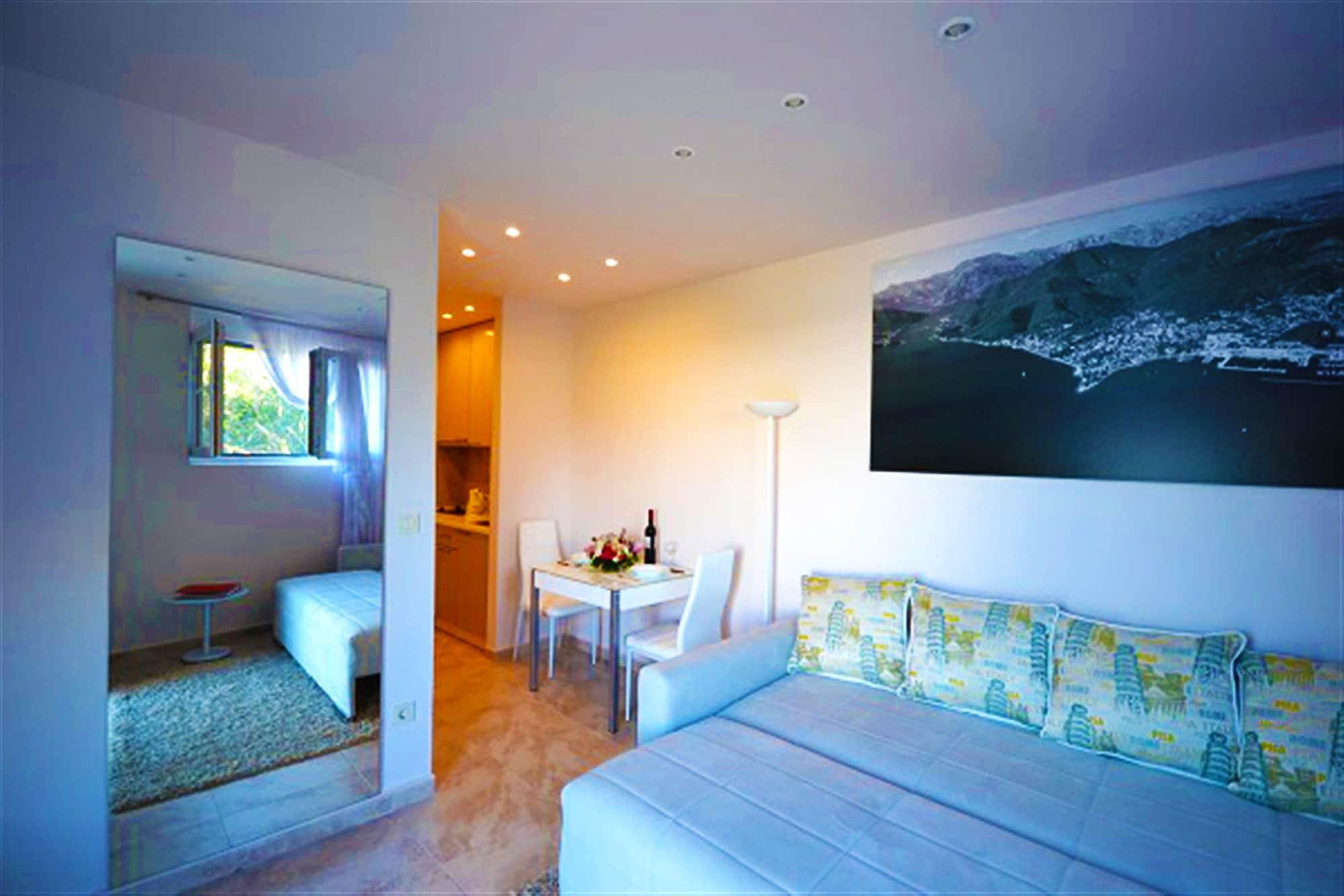 Apartments Monet Tivat Exterior photo