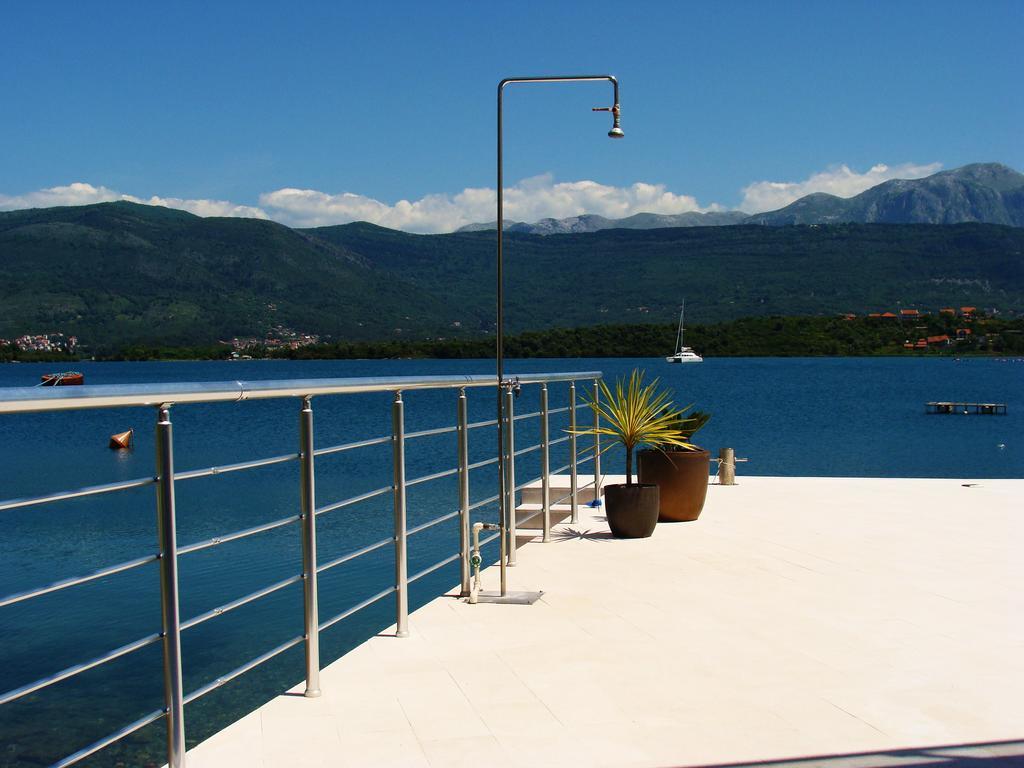 Apartments Monet Tivat Exterior photo